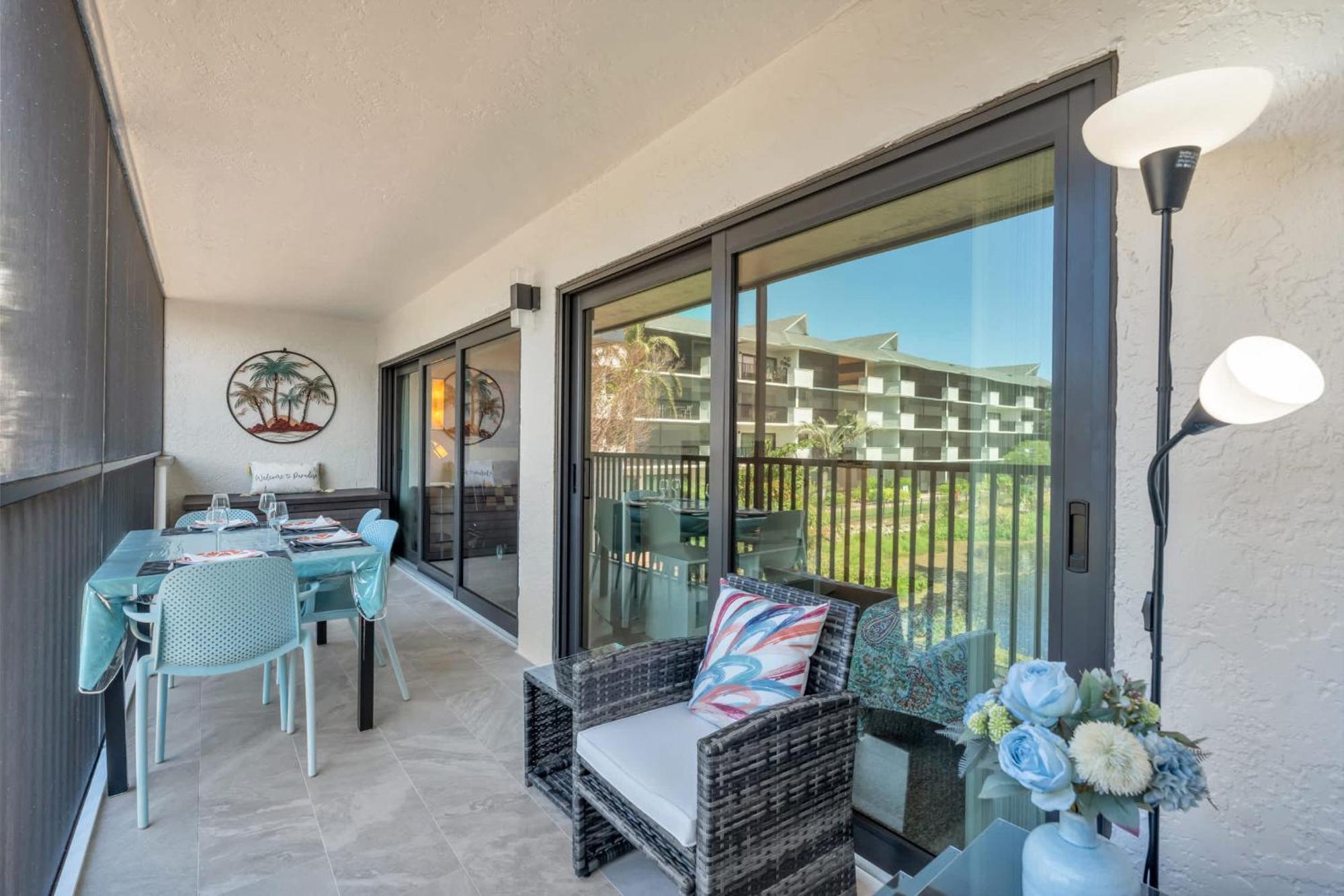 Second Floor With And Fountain View * North Naples